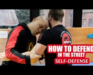 Wing Chun Strikes With A Powerful Elbow 